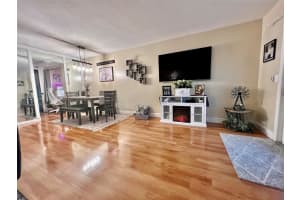 338 Oakridge S 338, Deerfield Beach