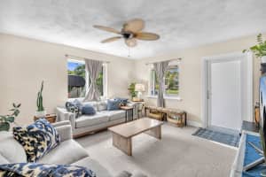 7548 Farragut St, Hollywood