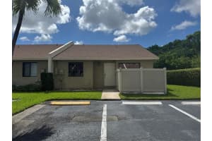 10324 Boca Bend West J4, Boca Raton