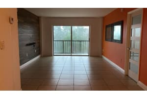 4174 Inverrary Drive 504, Fort Lauderdale