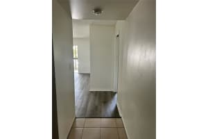 711 N Pine Island Rd 319, Plantation