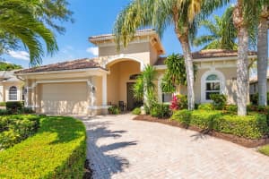 9005 One Putt Place, Port Saint Lucie