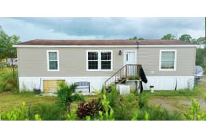 612 Hunting Club Avenue, Clewiston