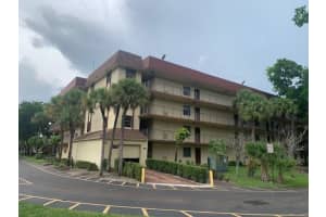 3161 Nw 47th Ter 208, Lauderdale Lakes