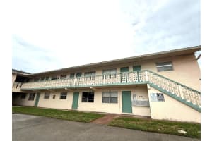 290 Ne 40th St 16, Oakland Park