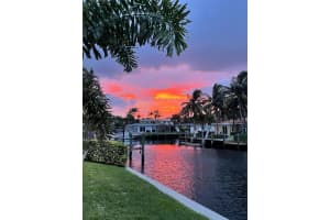 301 E Mcnab Rd 214, Pompano Beach