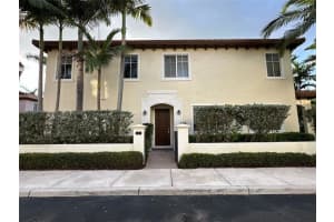 105 Nw Gardner St, Boca Raton