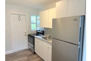 2206 Adams St 9, Hollywood
