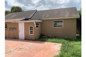 113 Se 4th St, Hallandale Beach