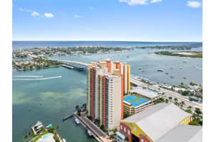 2650 Lake Shore Dr 1704, Riviera Beach