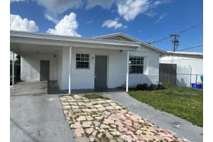 407 Nw 13th Ave, Boynton Beach