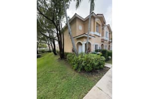 8800 Riverside Street, Tamarac