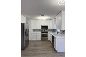208 Magnolia Ave, Davie