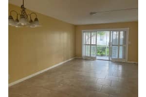 1541 S Ocean Blvd 111, Lauderdale By The Sea
