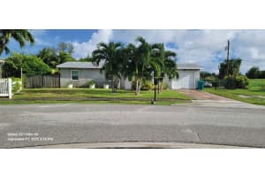 450 Ne 14th Ave, Boynton Beach