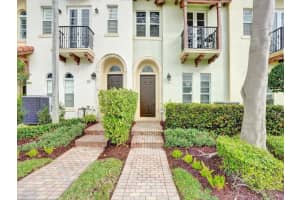 58 Via Floresta Dr, Boca Raton