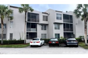 3100 Riverside Dr 307, Coral Springs