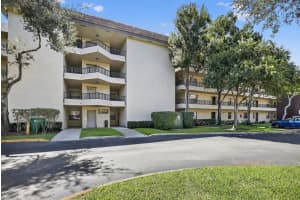 10451 W Broward Blvd 108, Plantation
