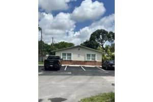 1851 Sw 25th St 3, Fort Lauderdale