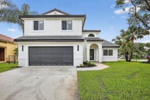 387 Sw 163rd Ave, Pembroke Pines