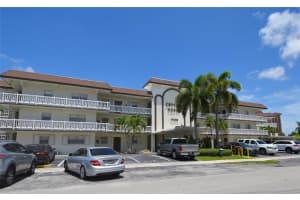 4200 Crystal Lake Dr 315, Deerfield Beach