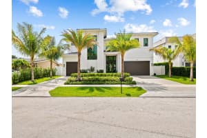 2420 Ne 48th Street, Lighthouse Point