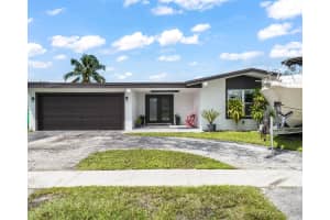 2051 Nw 93rd Ln, Sunrise