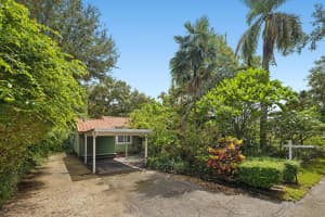 11705 Ne 11th Ave, Biscayne Park