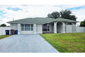 1901 Venice Ave N, Lehigh Acres