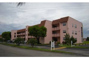 9481 Sunrise Lakes Boulevard 310, Sunrise