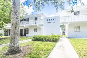 540 N Luna Ct 2, Hollywood