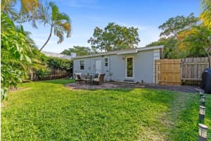 1013 Upland Rd, West Palm Beach