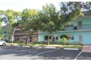 1200 Colonnades Drive 208, Fort Pierce