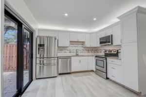 730 7th Ln, Palm Beach Gardens