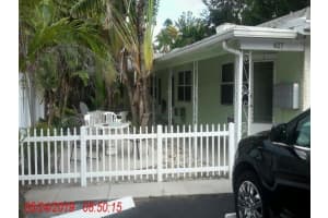 627 Ne 17th Way 1, Fort Lauderdale