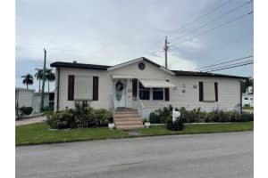 8580 Sw 17th St, Davie