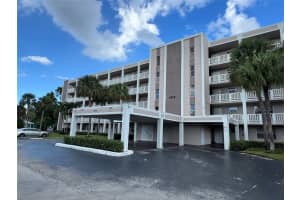 1075 Riverside Drive 406, Coral Springs