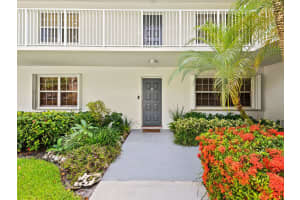 4221 W Palm Aire Dr 102, Pompano Beach