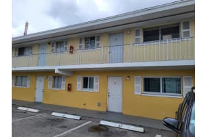 1501 Crescent Cir E42, West Palm Beach