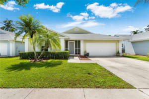 2690 Se 7th Pl, Homestead 2690 Se 7th Pl, Homestead