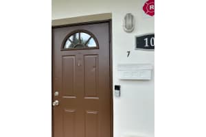 101 Se 9th St, Hallandale Beach 101 Se 9th St, Hallandale Beach