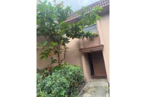 22 Laredo, Davie 22 Laredo, Davie