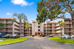 1911 Sabal Palm Drive 307, Davie