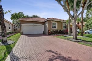 7877 Nw 62nd Ter, Parkland