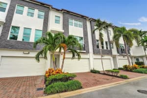 2900 Ne 12th Terrace 19, Oakland Park