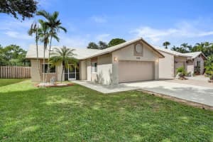 6128 Strawberry Lakes Cir, Lake Worth