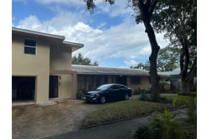 525 Ne 58th Street, Miami
