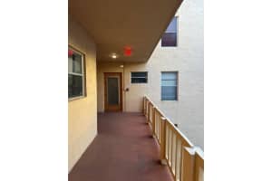 8390 Lagos De Campo Blvd 209, Tamarac