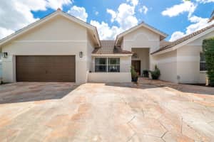 1049 Nw 161st Av, Pembroke Pines