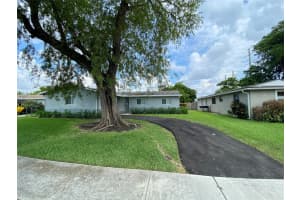 1105 Merion Pl, North Lauderdale